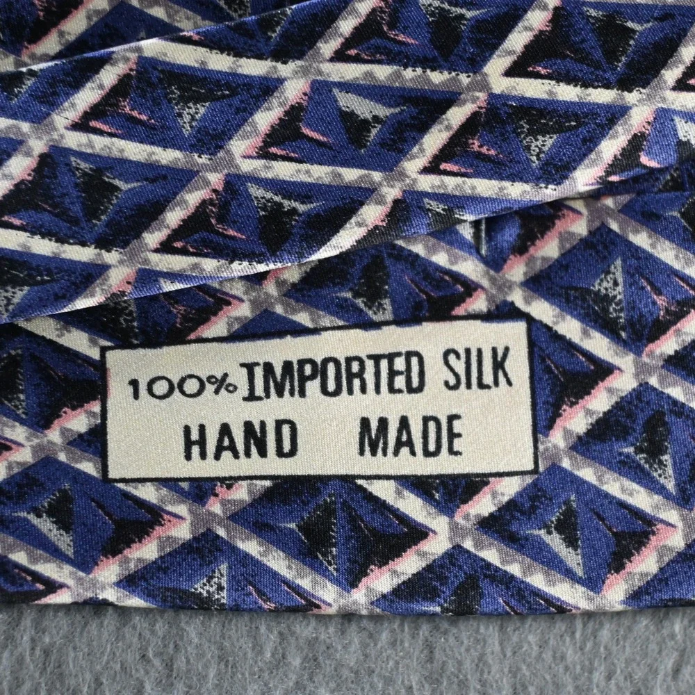 Como Collezione Mens Geometric Diamond Silk Necktie Blue Purple Vintage 80s 90s
